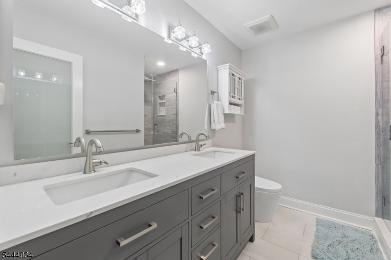 Pompton Villiage - Residential
