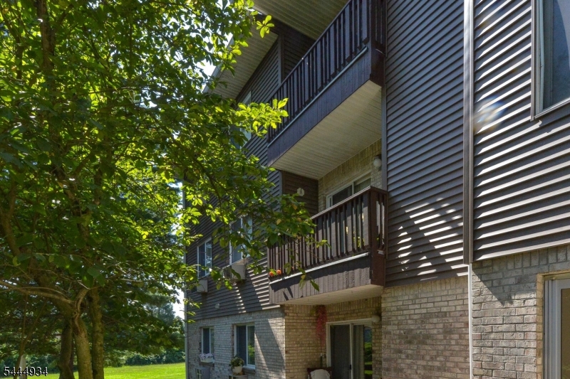 Pompton Villiage - Residential