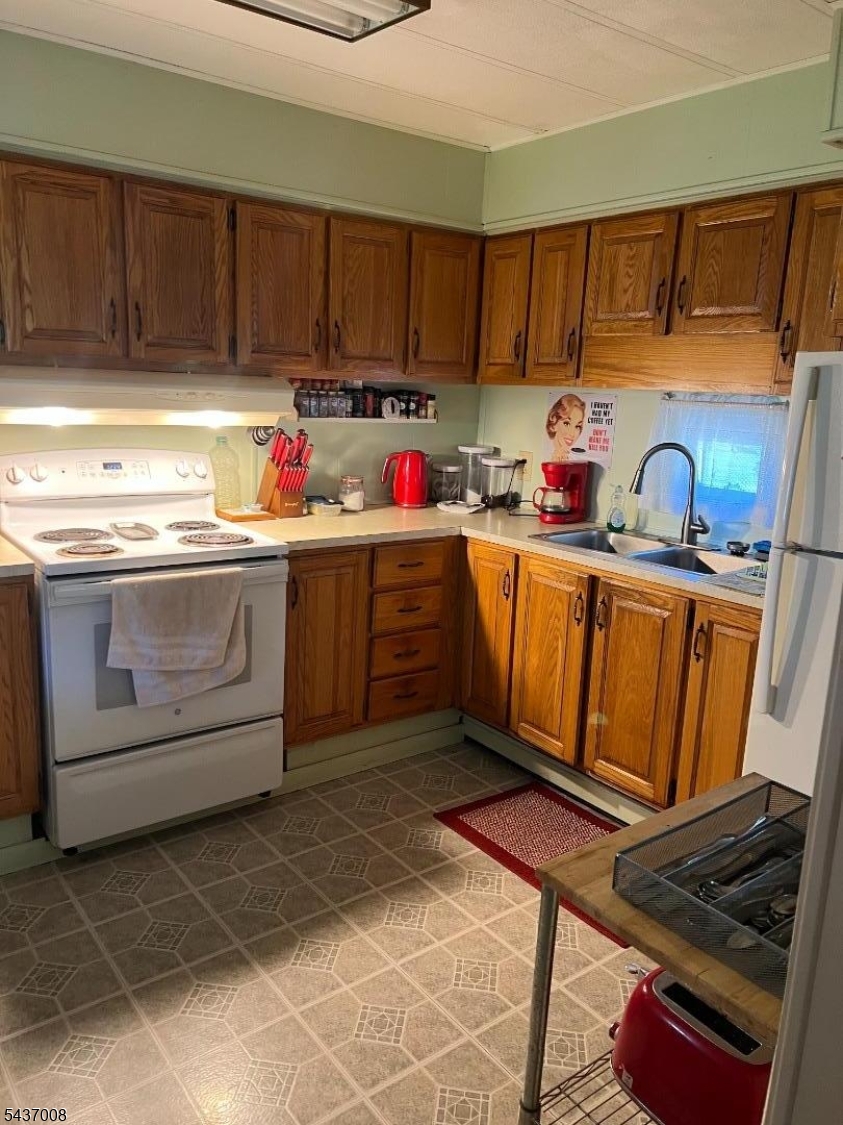 Highlander Hills Estate - Residential