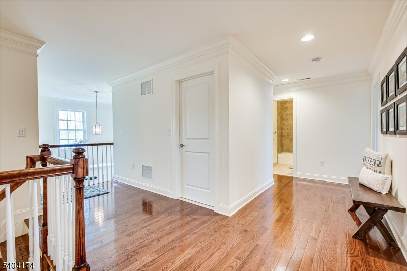 Point of Woods - Residential