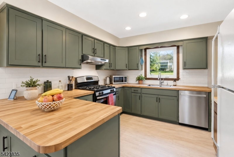 Twin Oaks - Residential