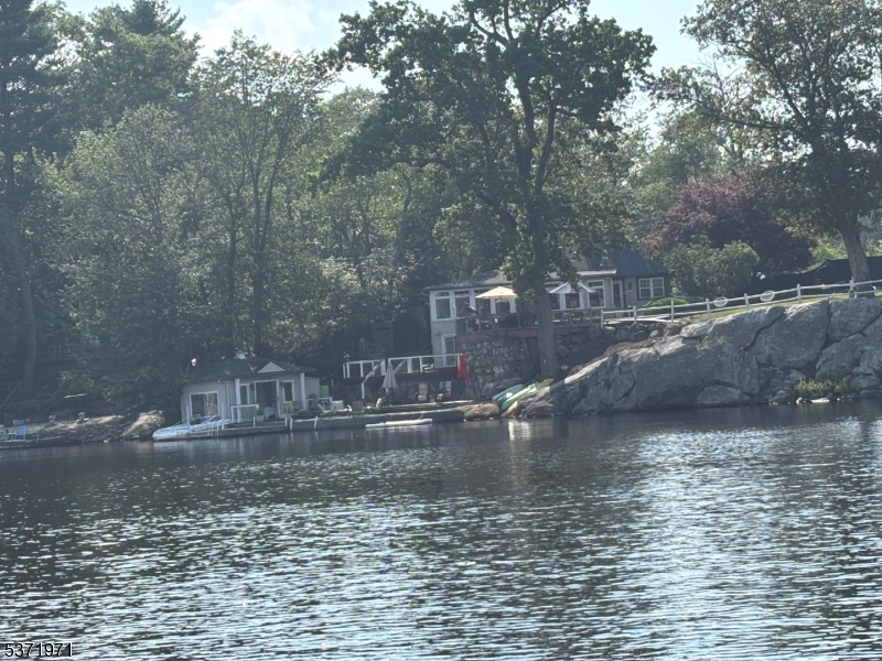Upper Greenwood Lake - Residential Lease