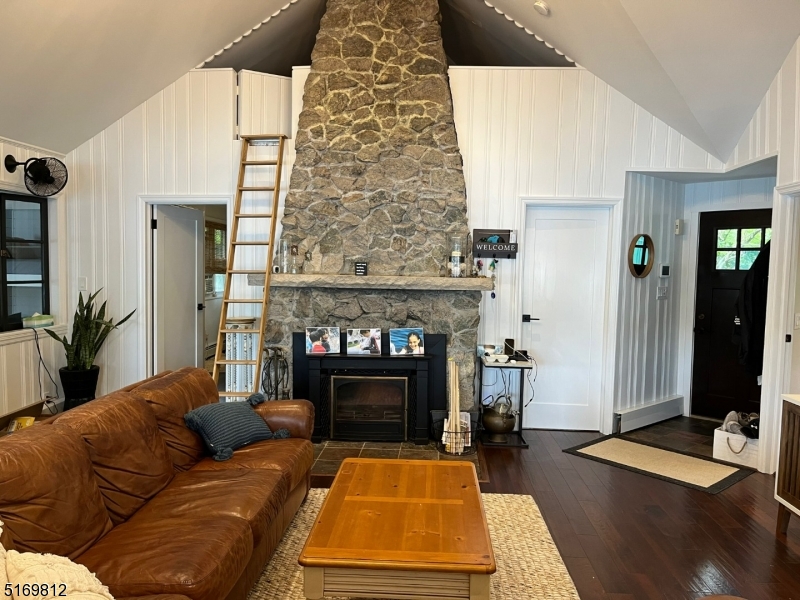 Upper Greenwood Lake - Residential Lease
