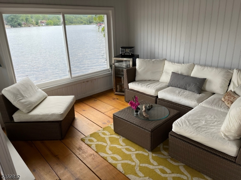 Upper Greenwood Lake - Residential Lease