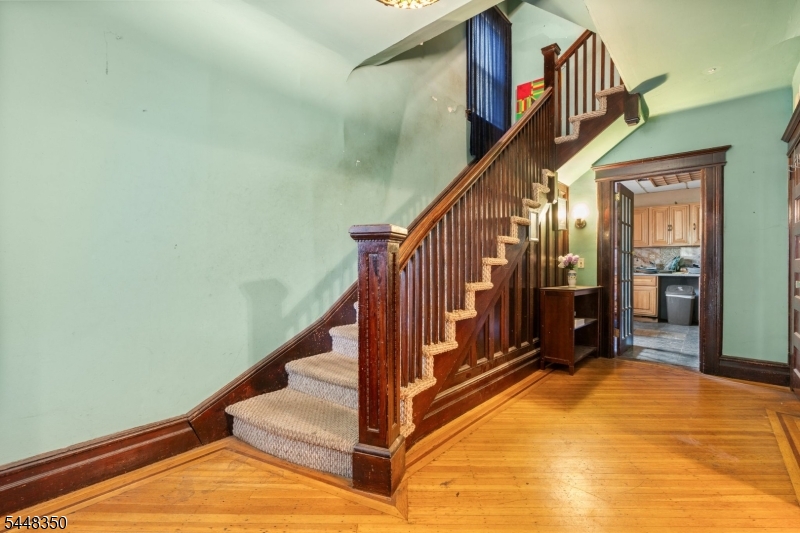 The homeowner has requested to be present during all property showings.