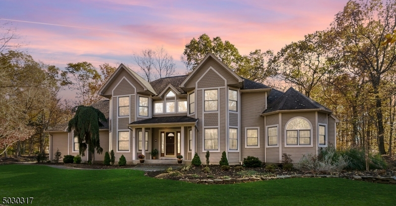 IMPRESSIVE CUSTOM BUILT HOME W/OVER 3600 SQ FT CUSTOM HOME W/ OPEN FLR PLAN , VAULTED-CEILINGS LG KIT ISL, 1ST FLR MASTER STE W INCREDIBLE MSTR BA,CUSTOM SHOWER, JET TUB, 2 VANITIES, 2 WALKIN CLOSETS! MANY POSSIBILITIES! 2 HOME OFF/LEARNING SPACES! 1ST FL OFFICE W/CUST BUILT-INS OPPORTUNITY FOR 2ND MASTR BEDRM! 42 WINDWS/SKYLITES PROVIDE ABUNDANT NAT LIGHT OVERLOOKING 1ACR OF SECLUDED PROPERTY W/TRANQUIL VIEWS, LOTS OF ROOM TO PLAY! BEAUTIFUL NATURAL INT WDWORK. MULTIPLE SLIDERS TO 30X20 DECK.IMPRESSIVE FIN BASEMT W "KITCHENETTE" LG MOVIE/REC AREAS PLUS 2ND OFF/LEARNING RM, HUGE STORAGE AREA. REC RM THEATER INCLUDED! GREAT 1ST FLOOR LAUNDRY/MUD-RM, OVERSIZED 3 CAR ATTACH GARAGE. PUB WATER & NAT GAS! CONCRETE INSTALLED FOR EXT HOT-TUB. DESIRABLE NEIGHBORHOOD W/ TREE LINED STREETS, NEARBY SHOPPING!