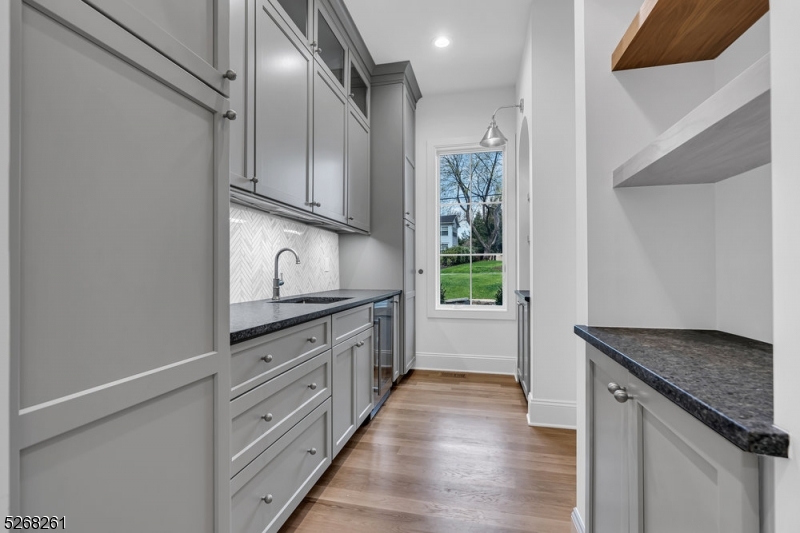 Rolling Hill - Residential