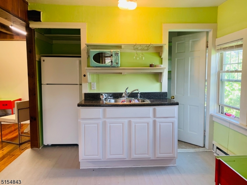 College - Residential Lease