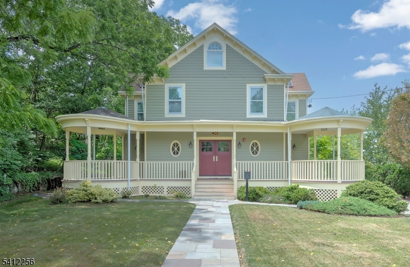 Chatham Business District - Commercial Sale