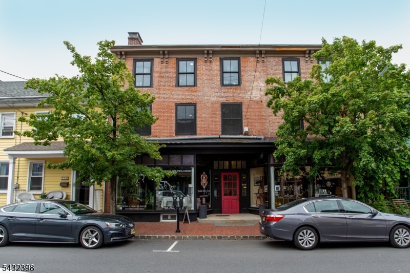 Second floor one-bedroom apartment renovated in 2019, is located on the second floor of a charming building on one of Lambertville's most desirable streets. The space offers a warm, cozy atmosphere, complete with a fireplace, a spacious kitchen, and a large bathroom featuring a stall shower. The apartment includes one dedicated parking space at the rear of the building. Front-facing windows provide lovely views overlooking Coryell Street, adding to its character and appeal. Situated in the heart of the Central Business District, the location is highly walkable--just steps from restaurants and local shops, and only minutes to the walkable bridge to New Hope, PA.