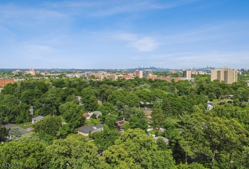 Seven Oaks - Residential