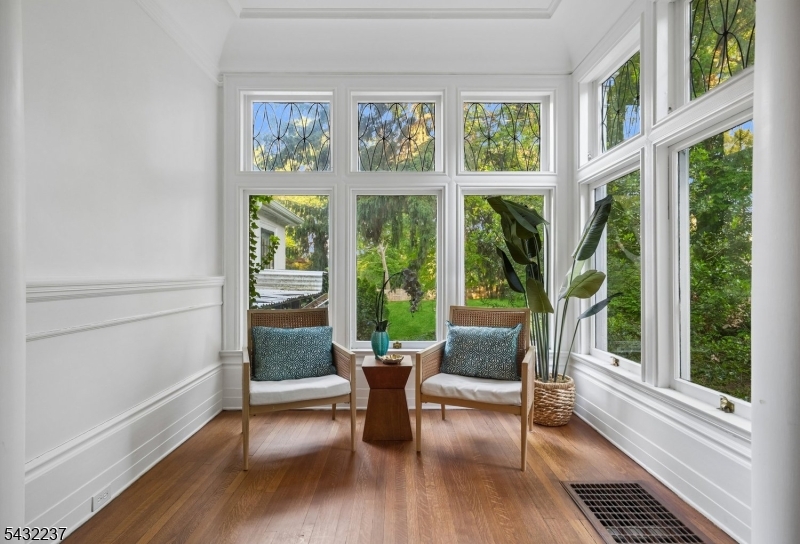 Seven Oaks - Residential