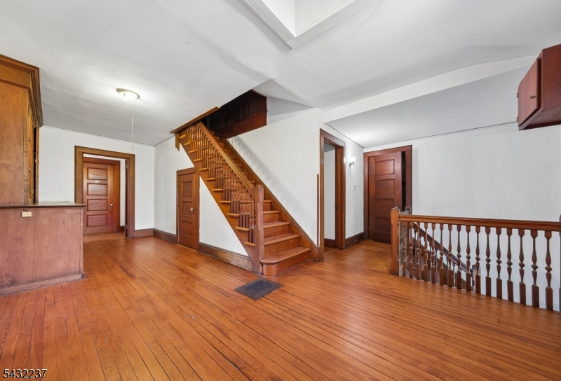 Seven Oaks - Residential