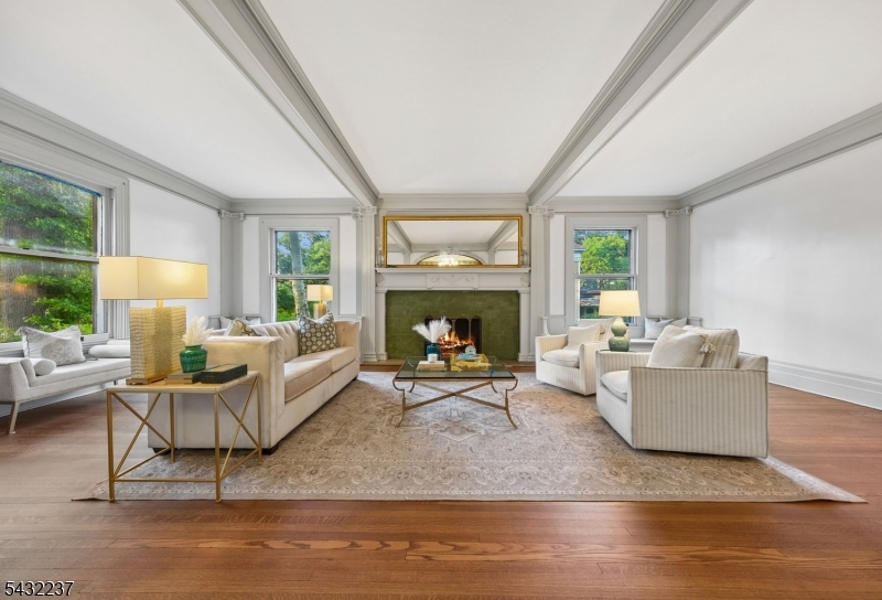 Seven Oaks - Residential