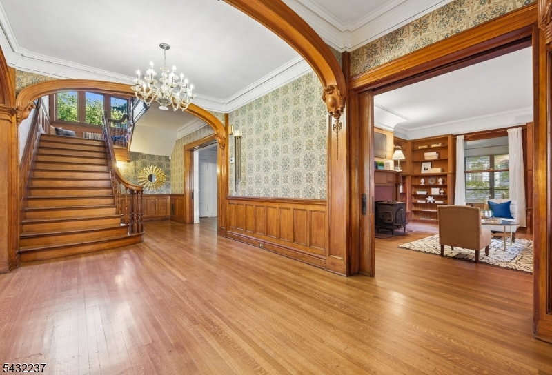 Seven Oaks - Residential