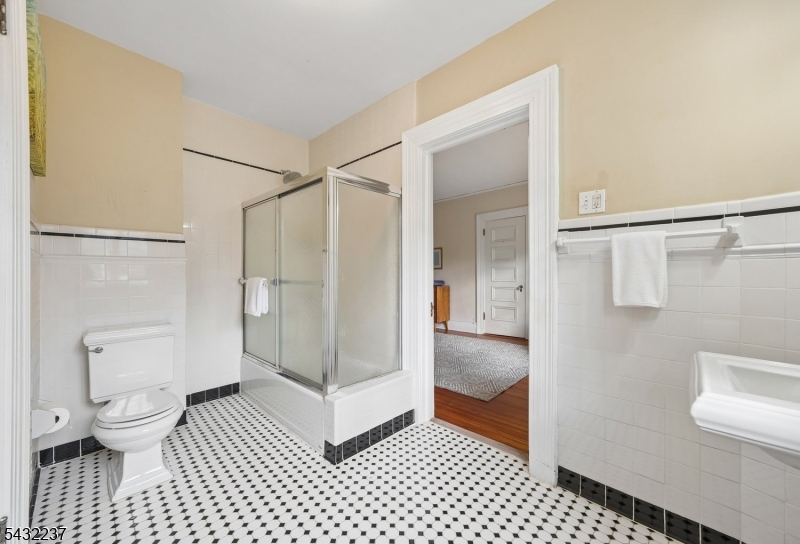 Seven Oaks - Residential