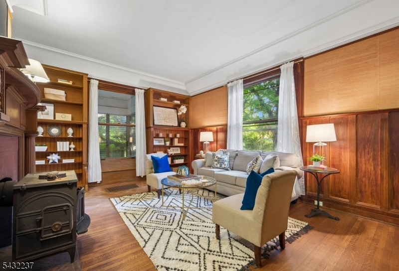 Seven Oaks - Residential