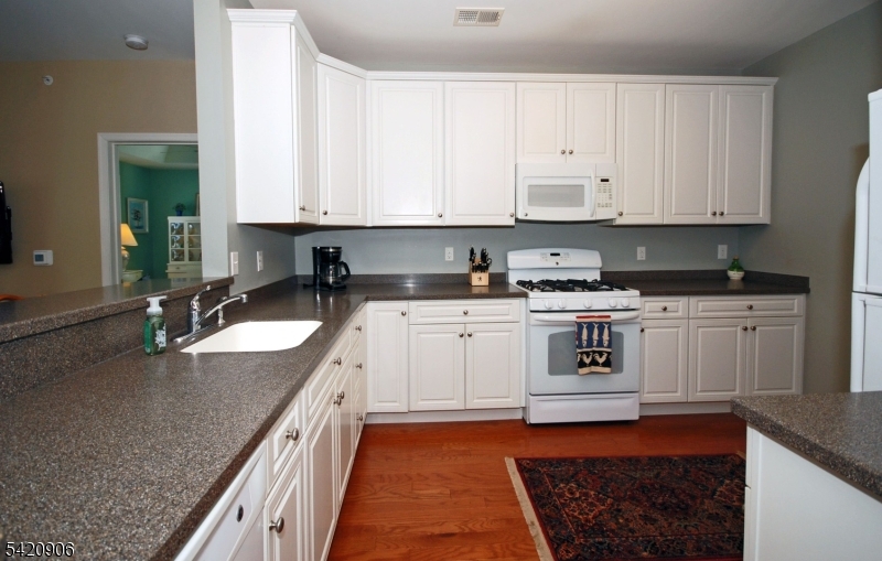 Four Seasons at Great Notch - Residential