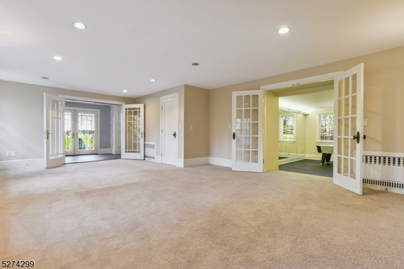 Memorial Field - Residential
