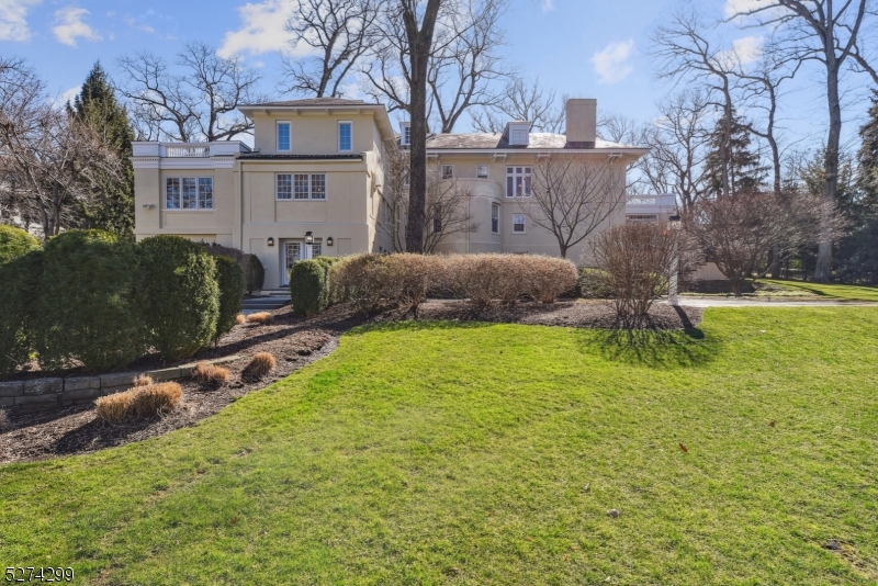 Memorial Field - Residential