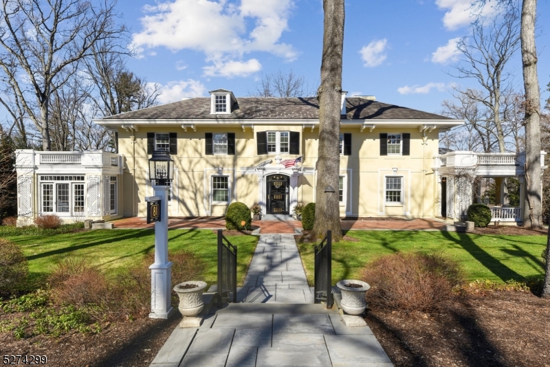 Memorial Field - Residential