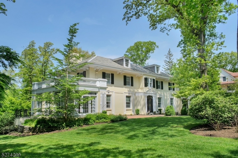 Memorial Field - Residential