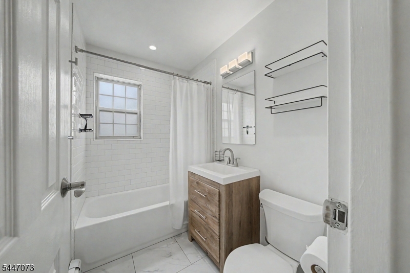 Valley Stream Condominiums - Residential