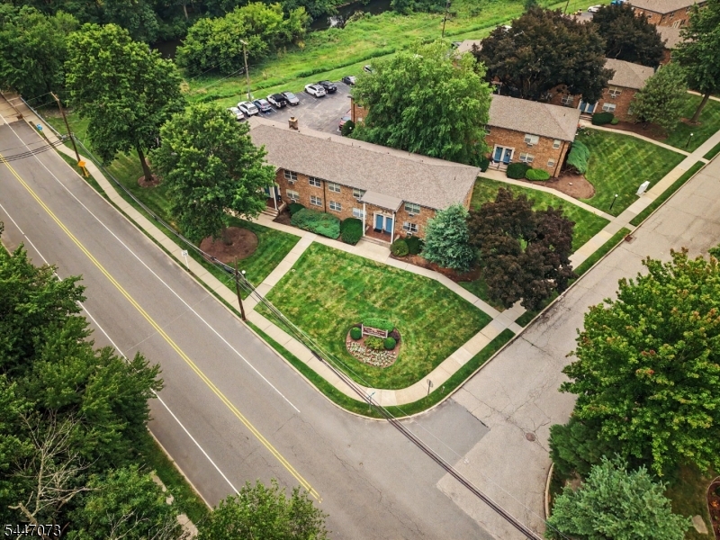Valley Stream Condominiums - Residential