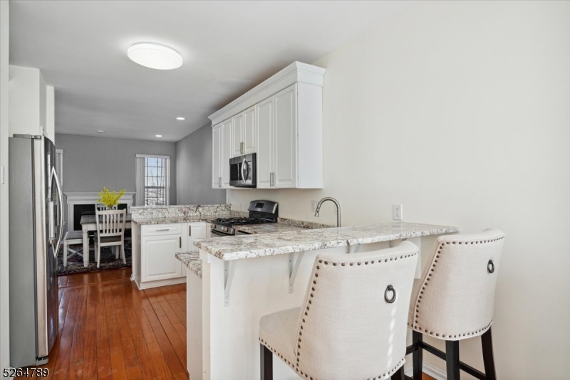 HUNTING  RIDGE - Residential Lease