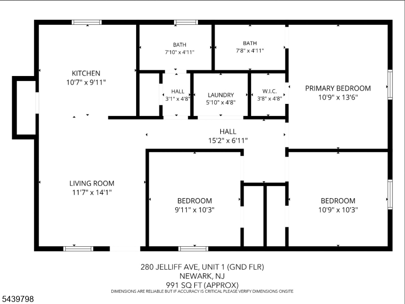 Main image without alt text
