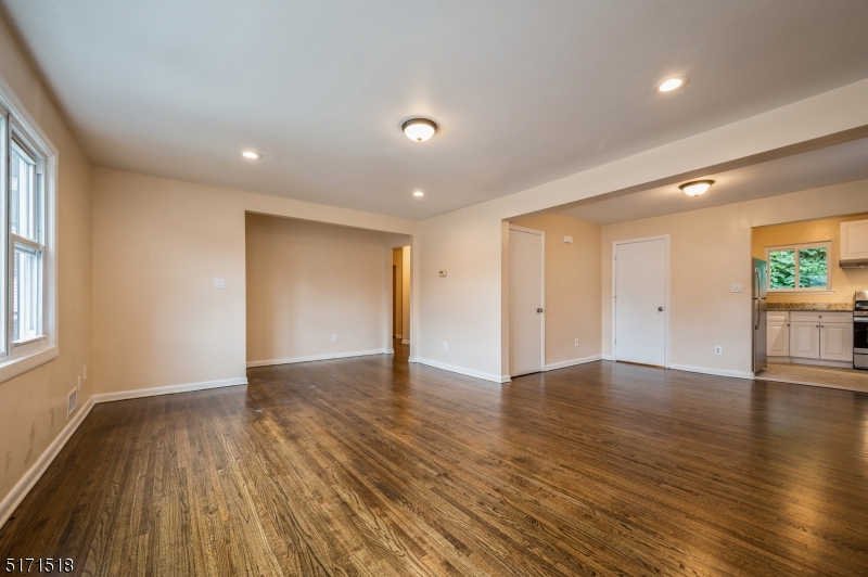 Lorriane Terrace - Residential Income