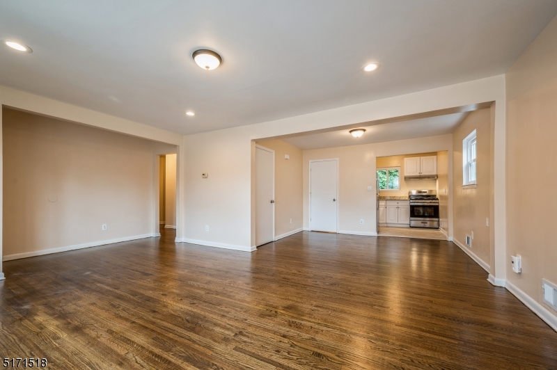 Lorriane Terrace - Residential Income