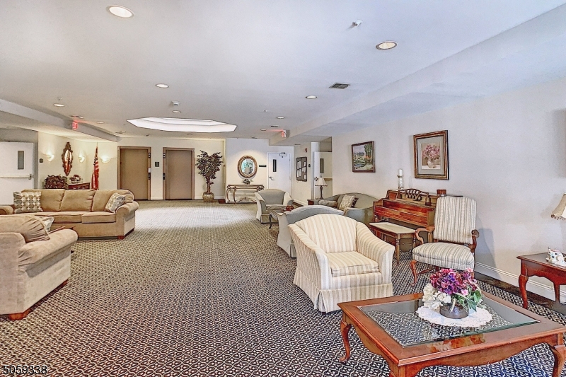Fox Hills - Residential