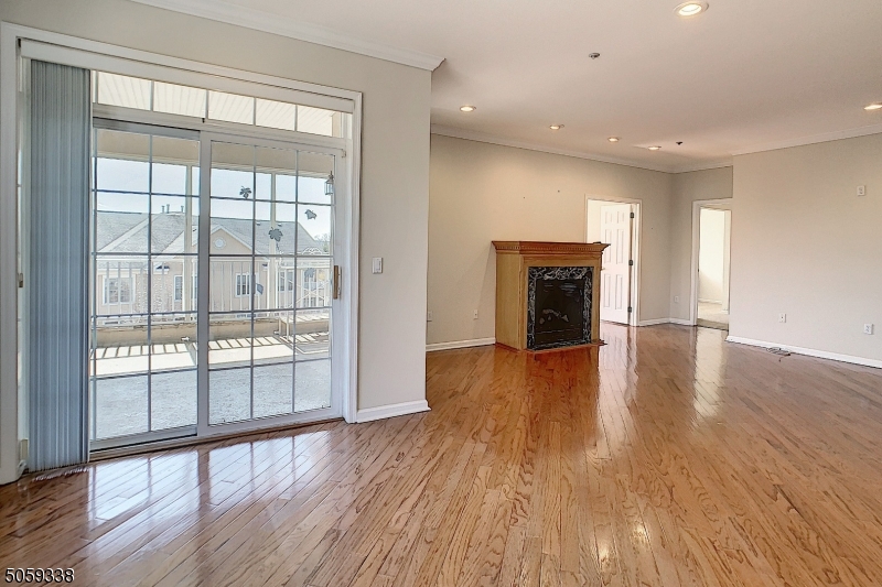 Fox Hills - Residential