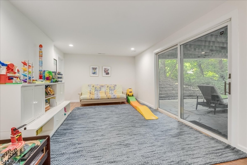 Baltusrol Top - Residential