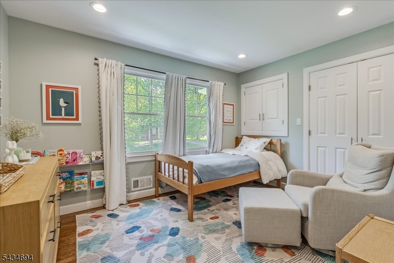 Baltusrol Top - Residential