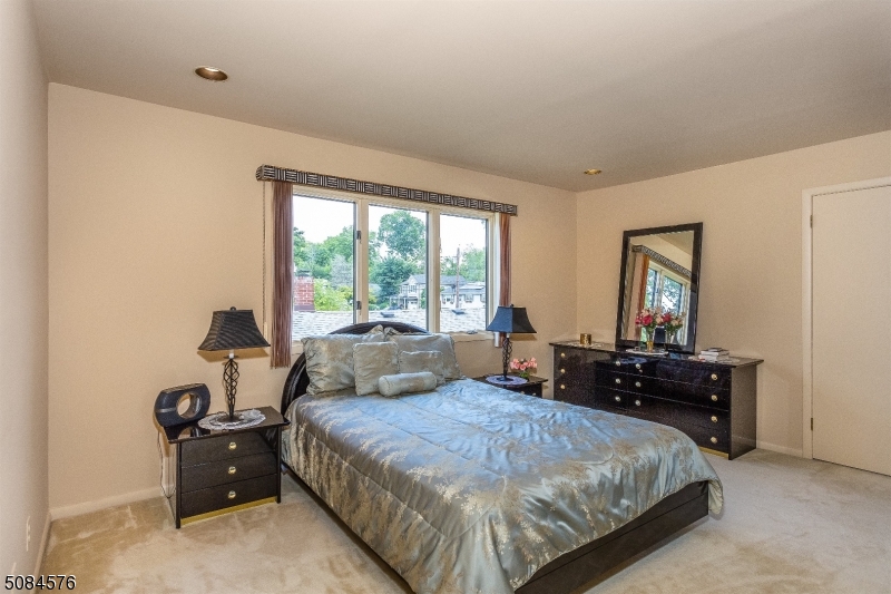 Cedar Knolls - Residential