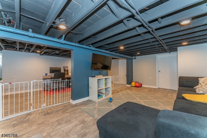 Residential - Residential
