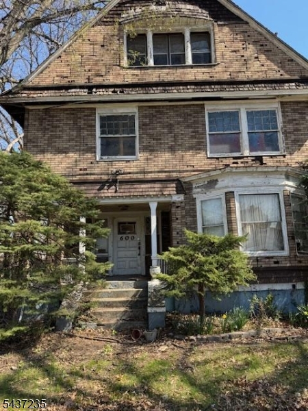 Location! Location! Location! All high priced homes surrounding this site. Excellent location for a Day Care Center. Walk to trains & buses. Must See!