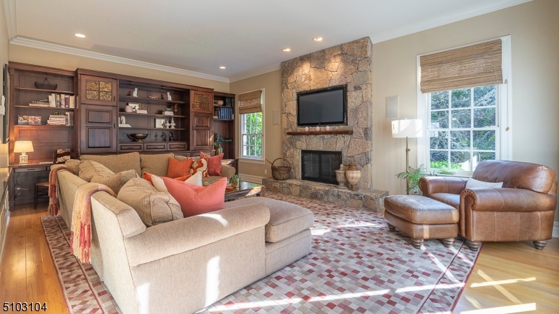 HARTSHORN - Residential