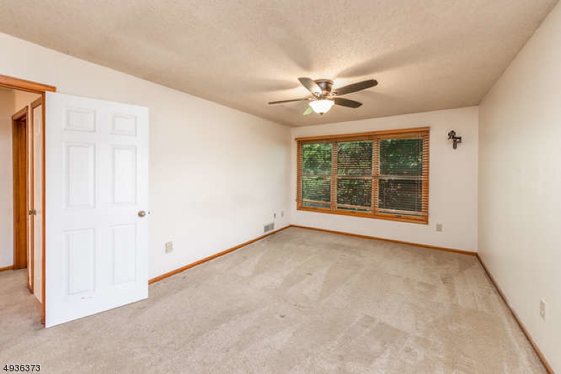 Heritage Lakes - Residential