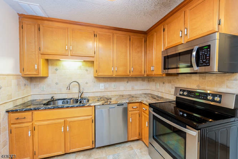 Heritage Lakes - Residential