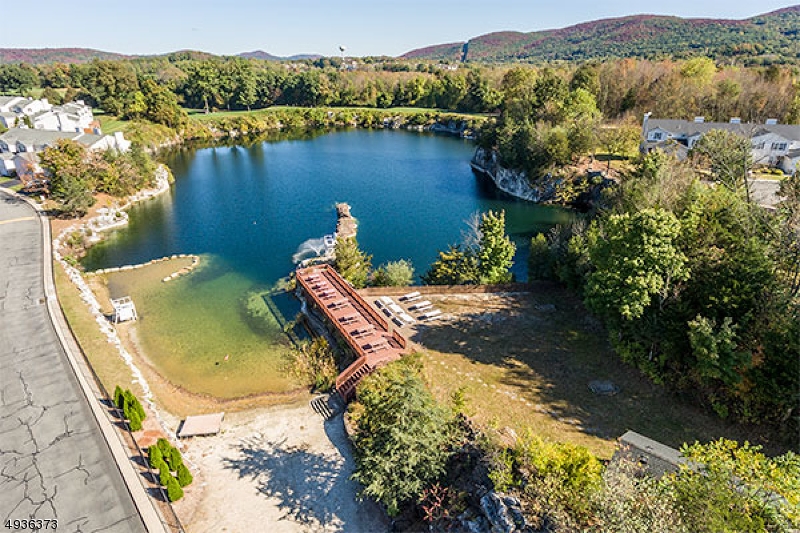 Heritage Lakes - Residential