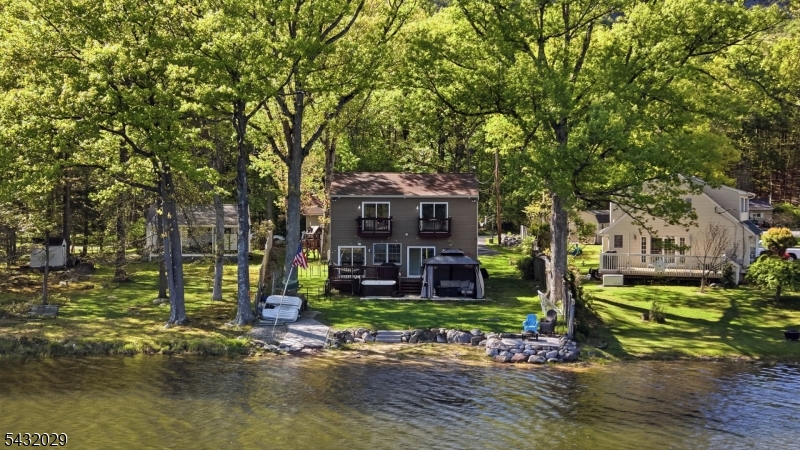 Lake Plymouth - Residential