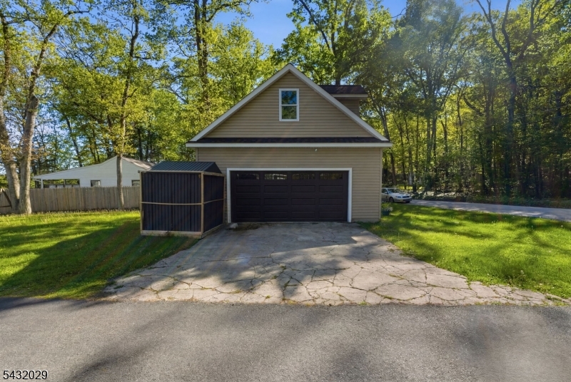 Lake Plymouth - Residential