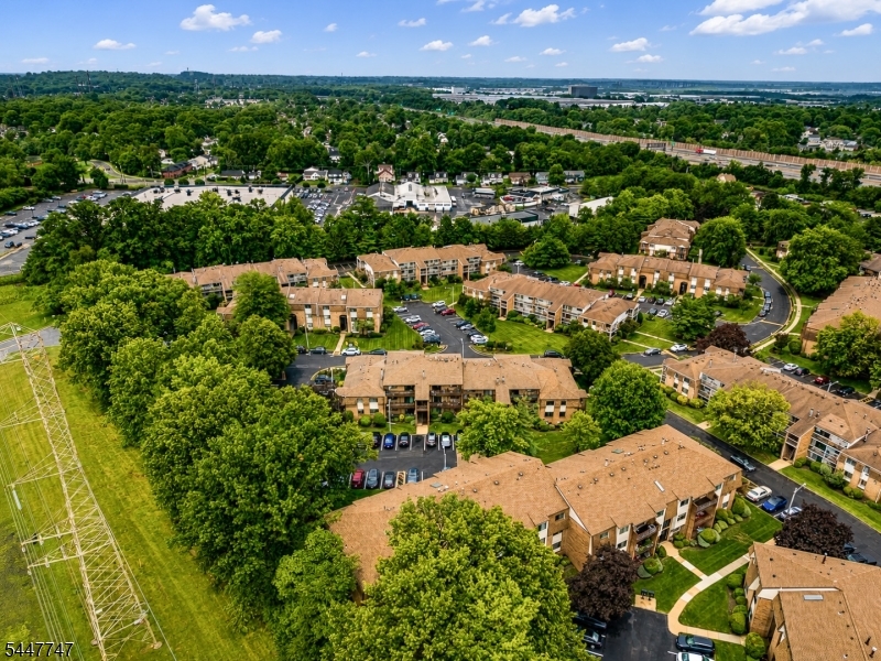 Edison Glen Terrace - Residential