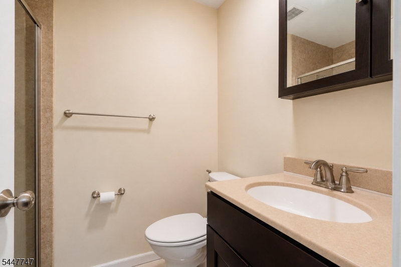 Edison Glen Terrace - Residential