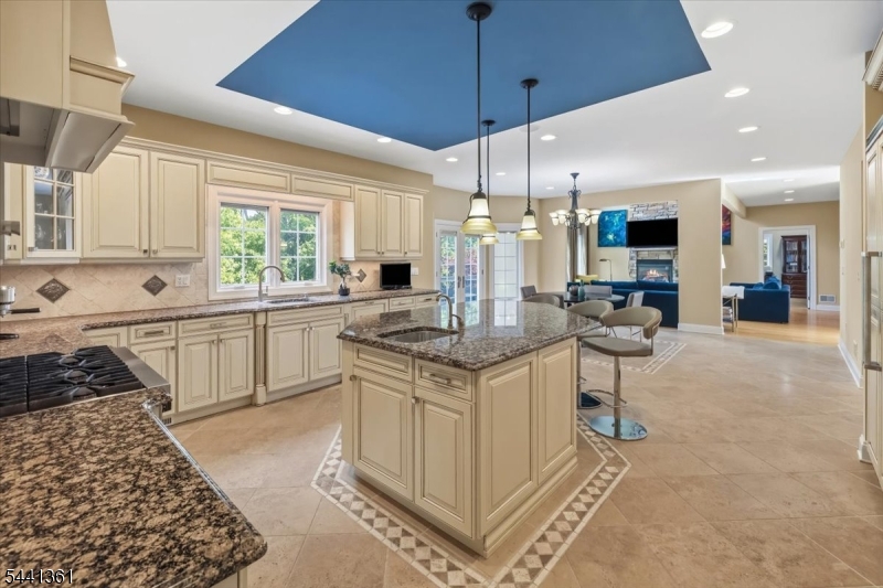 Dey Hill - Residential