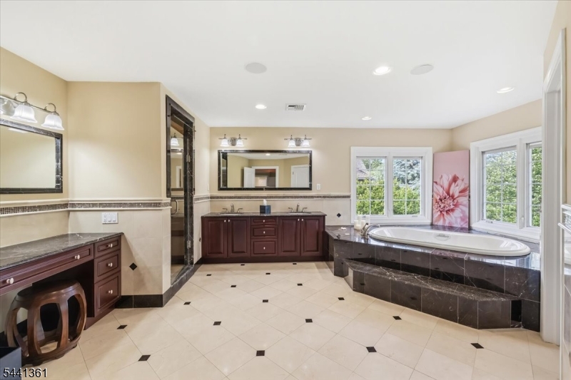 Dey Hill - Residential