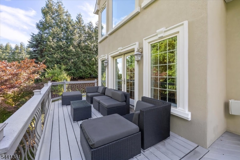 Dey Hill - Residential